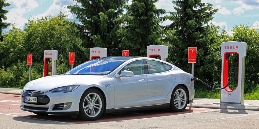 voiture hybride ou électrique