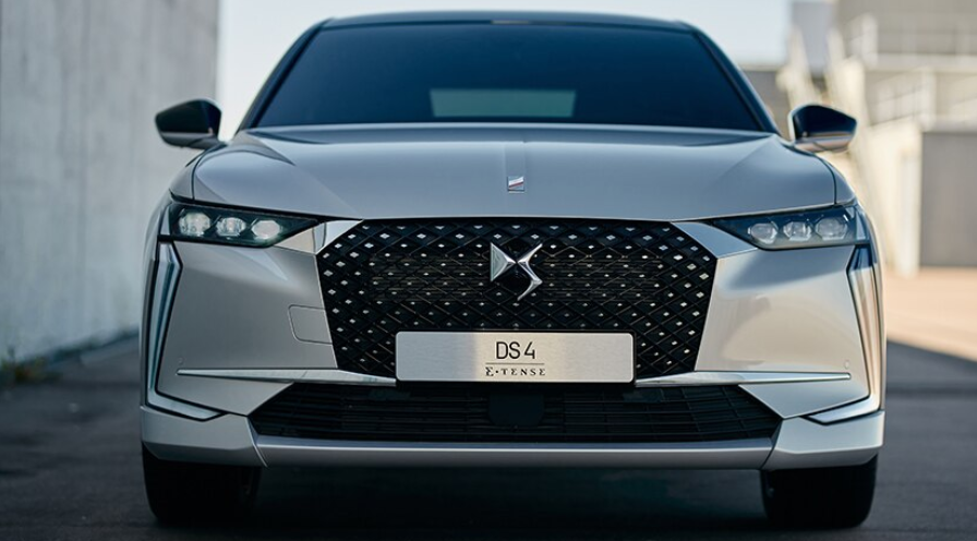 DS4 E-tense