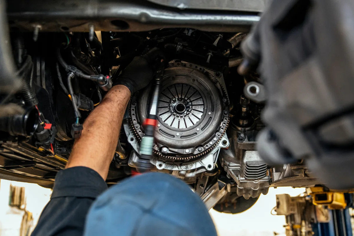 changer émetteur récepteur de l'embrayage