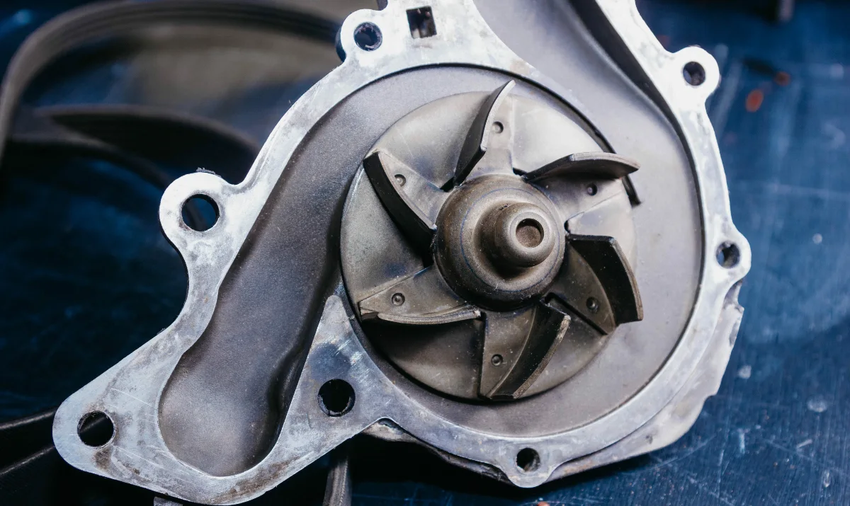 changer la pompe à eau de sa voiture