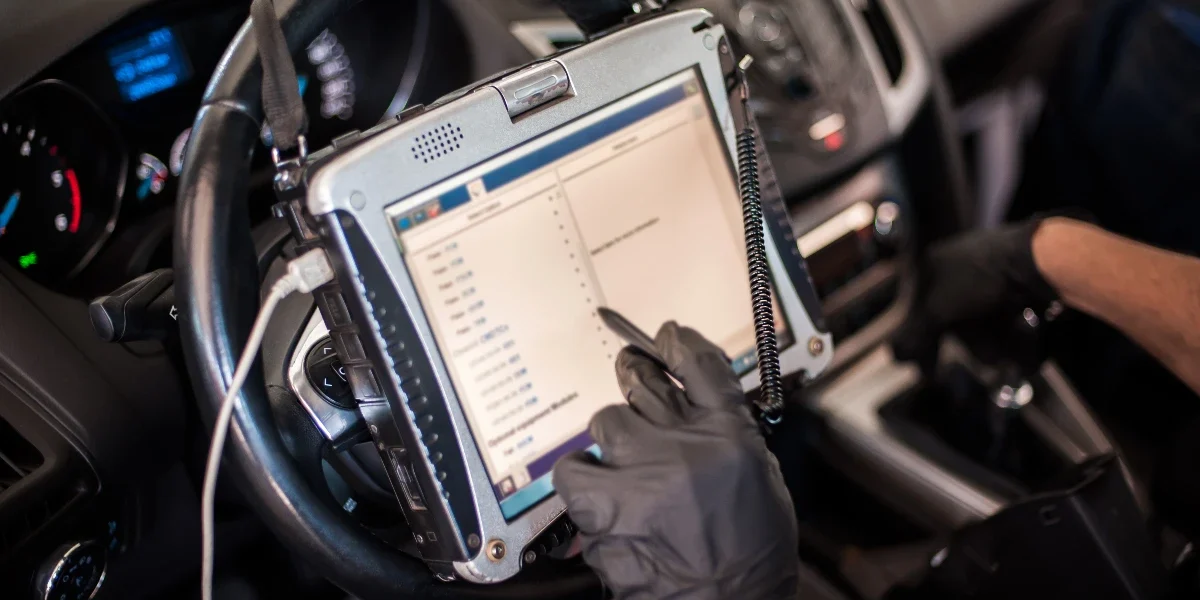 utiliser une valise de diagnostic de panne de voiture