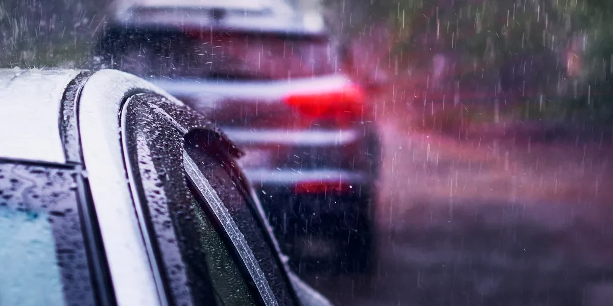 Infiltration d'eau voiture pluie