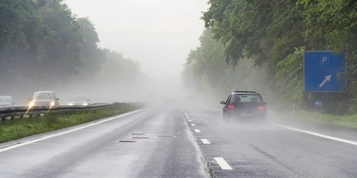 aquaplaning ou aquaplanage
