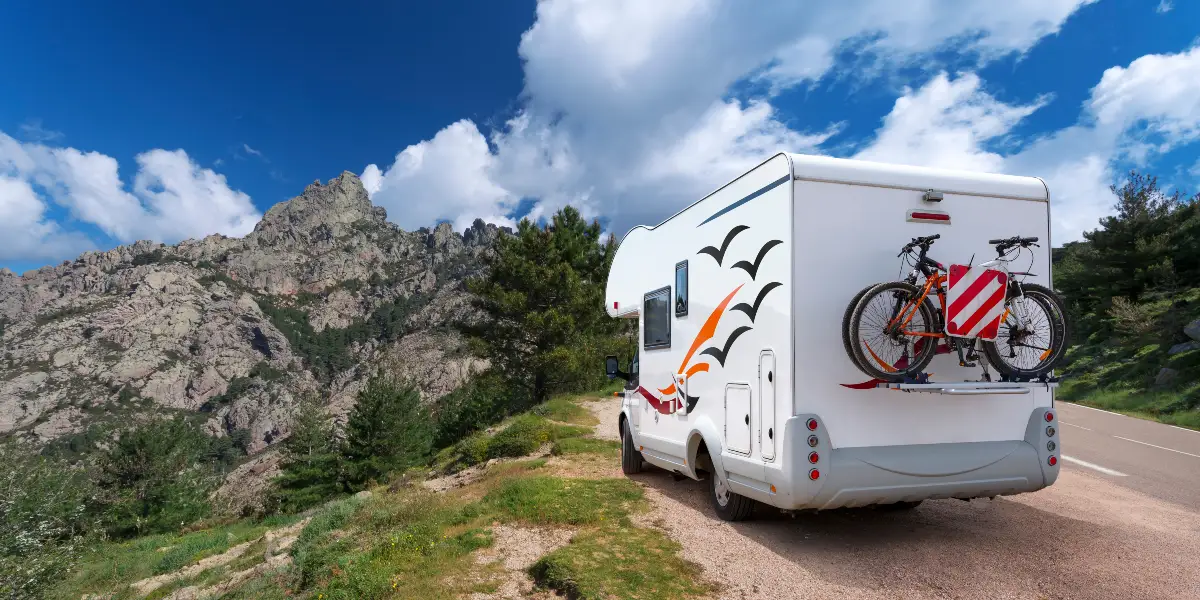 porte-vélo sur camping car