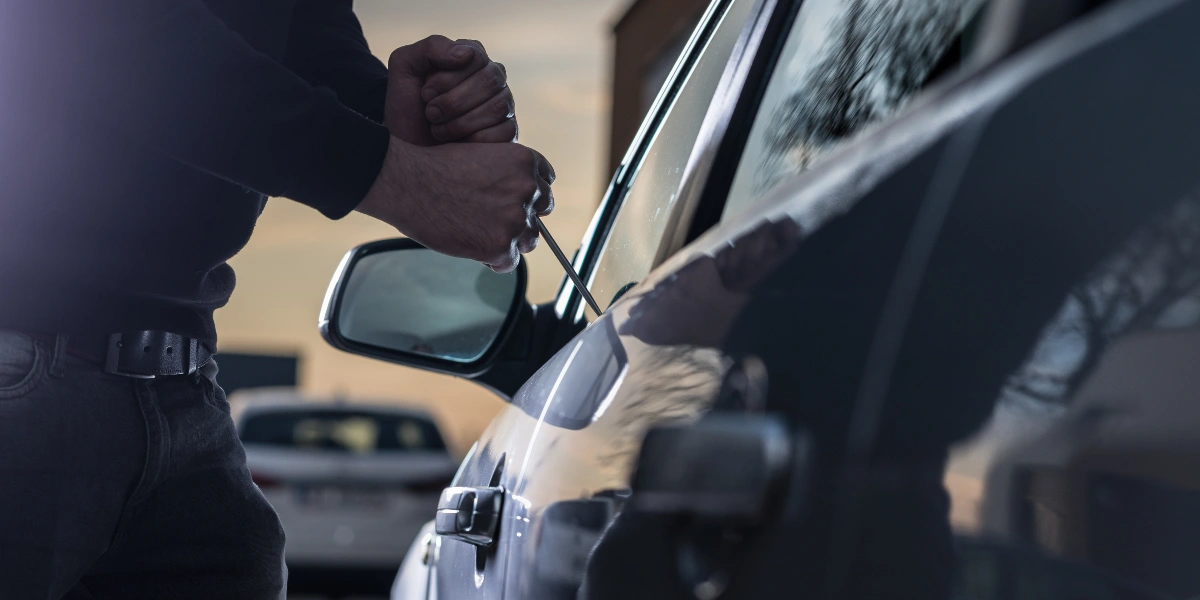 vol de pièces détachées voiture