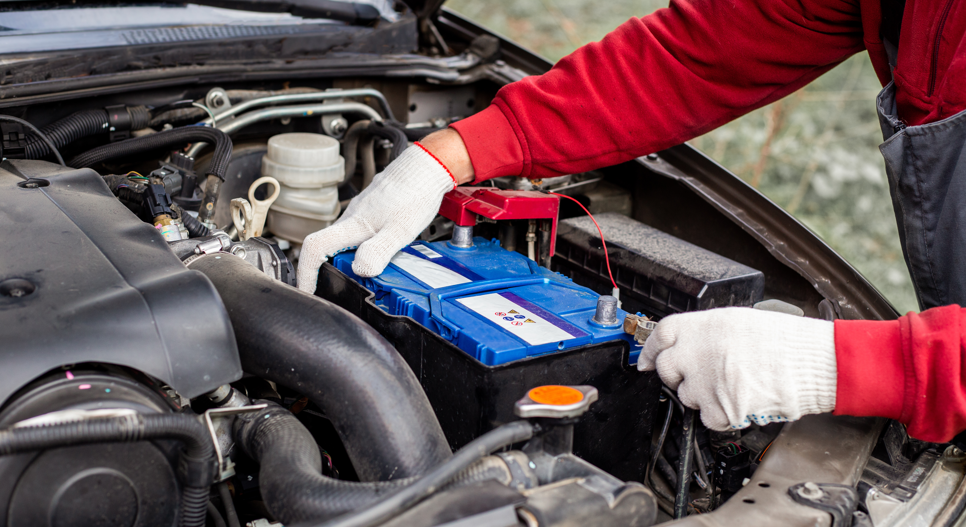 installation batterie de voiture