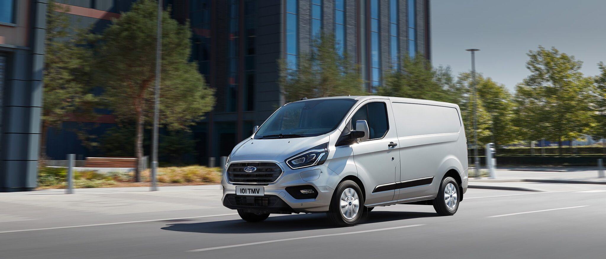 avis Ford Transit